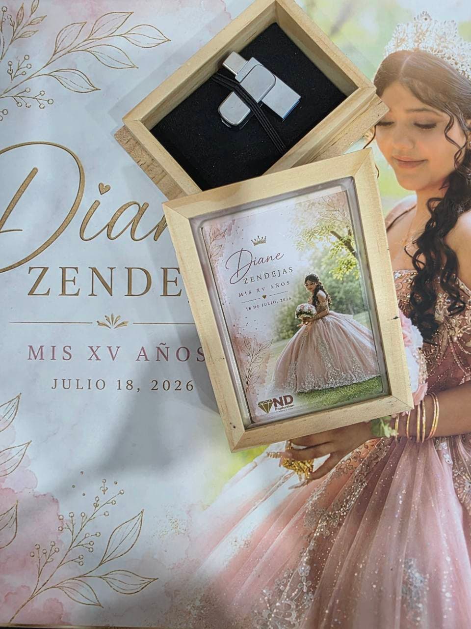 Custom photo USB in a wooden presentation box with a personalized quinceañera print